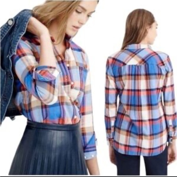 J. Crew Women’s Classic Fit Boy Shirt in Blue Pacey Plaid - Picture 3 of 9